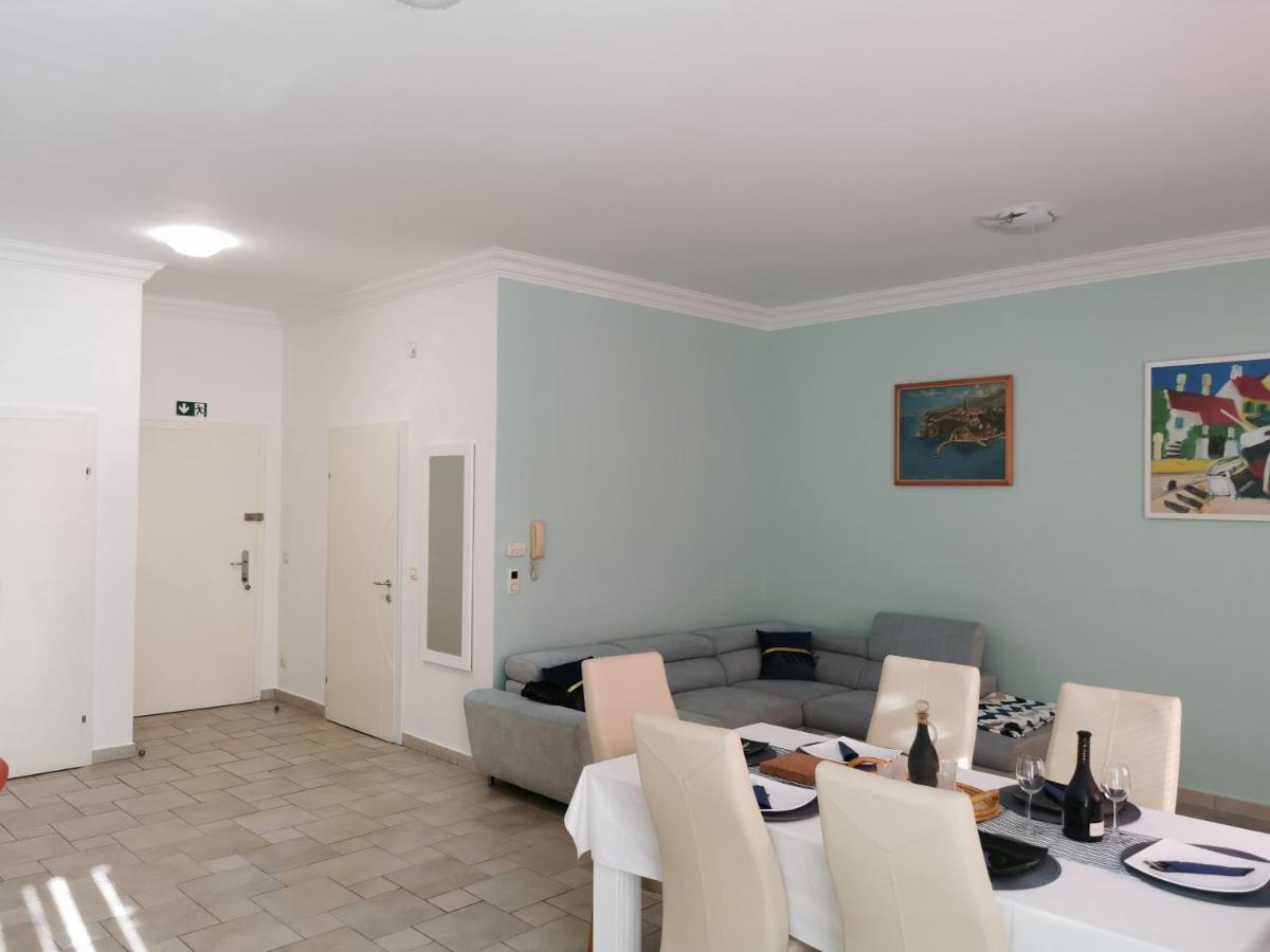Apartman Lui Рийека Екстериор снимка